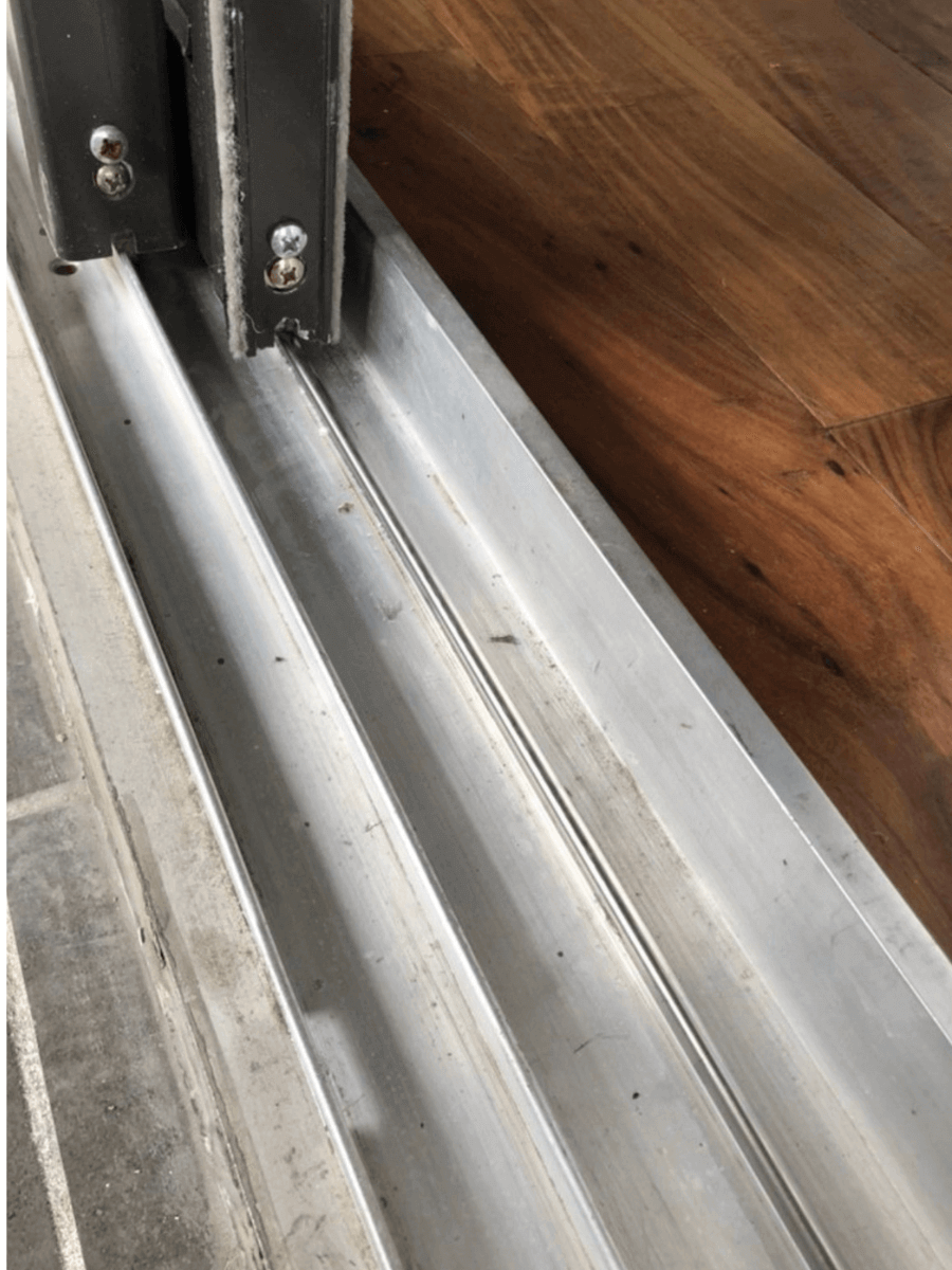san-antonio-sliding-door-repair-after-track-repair-track-replacement